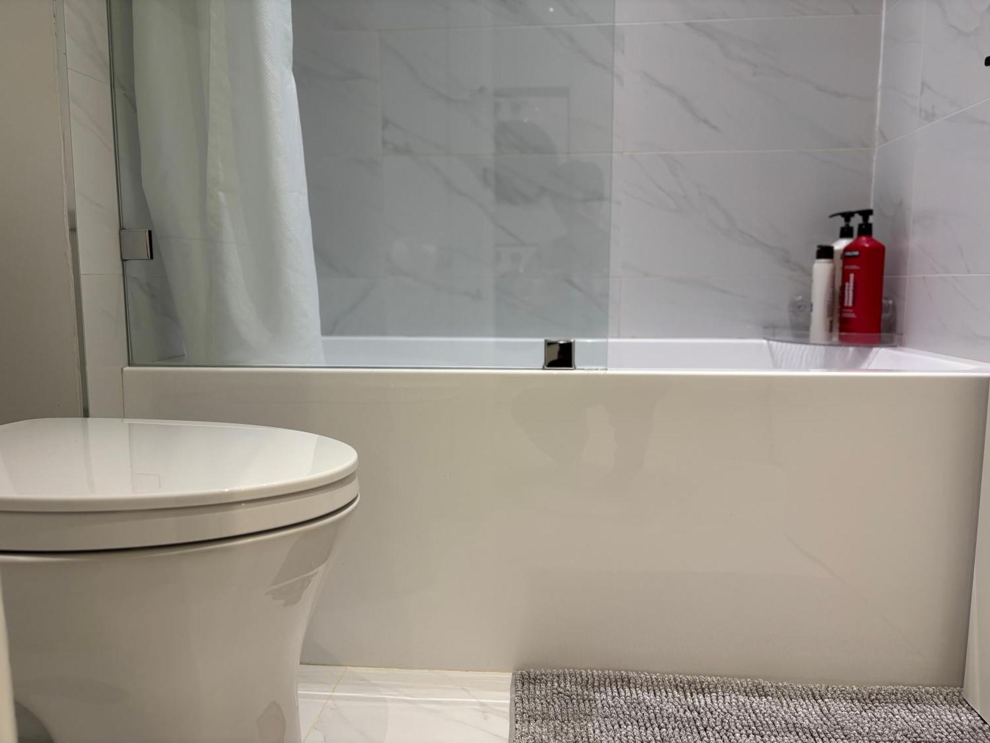 Cozy Family Suite In Vancouver Near Ubc Bagian luar foto