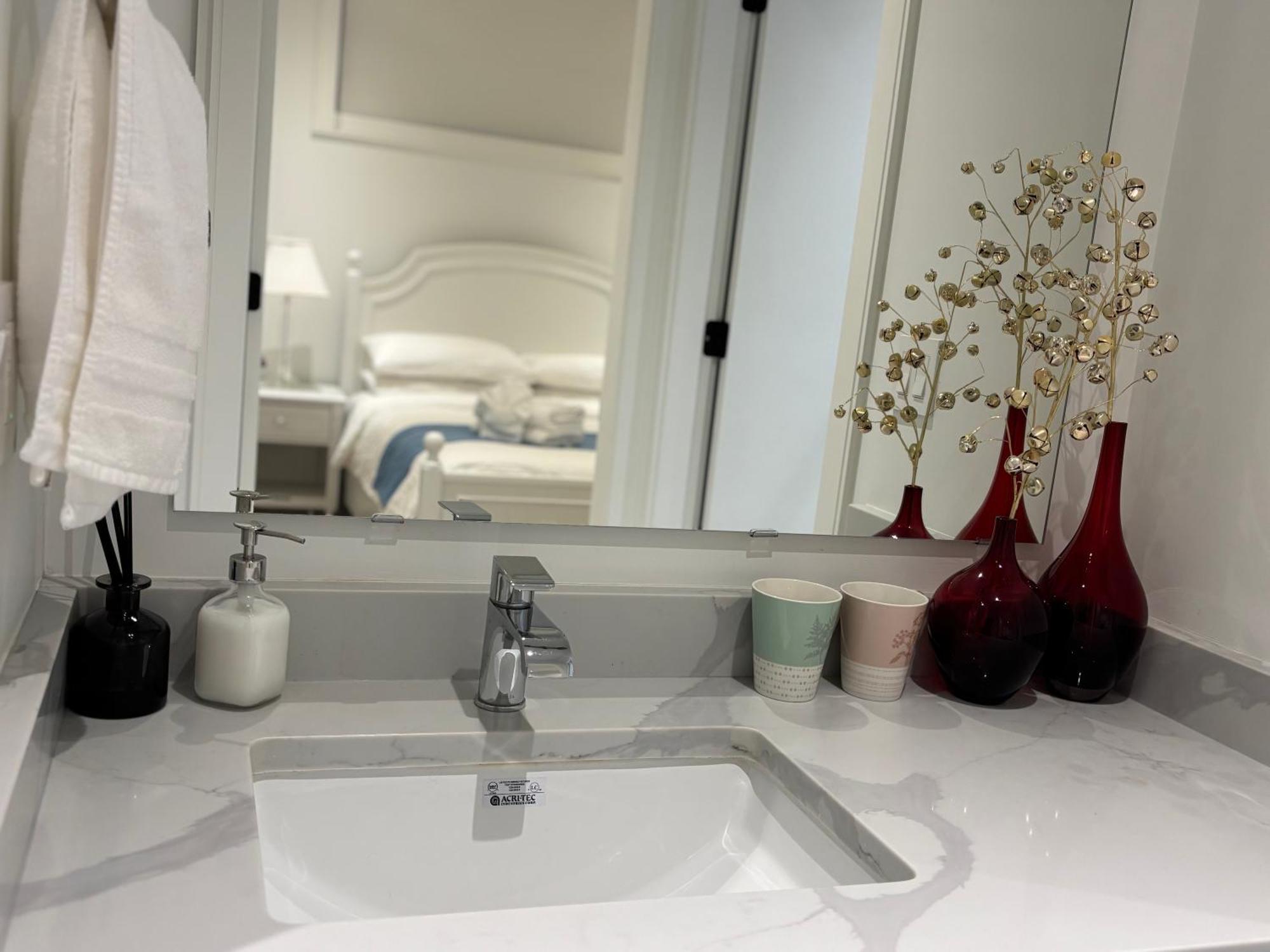 Cozy Family Suite In Vancouver Near Ubc Bagian luar foto