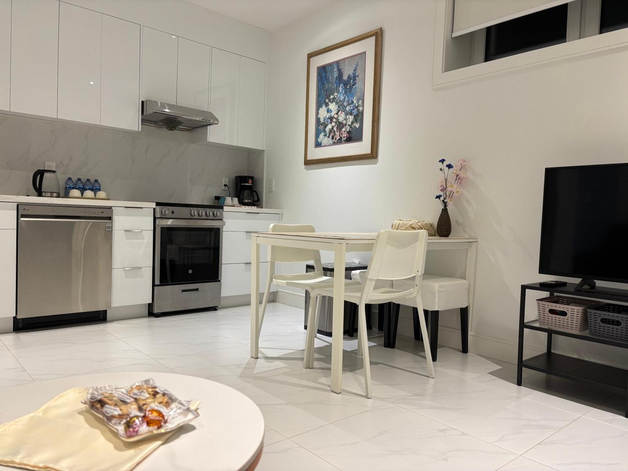 Cozy Family Suite In Vancouver Near Ubc Bagian luar foto